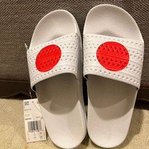 Adidas Adilette Slide Japan Sandal Size 5 NWT